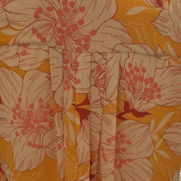 DR2 Vibrant Orange and Cream Floral Blouse - Picture 6 of 8